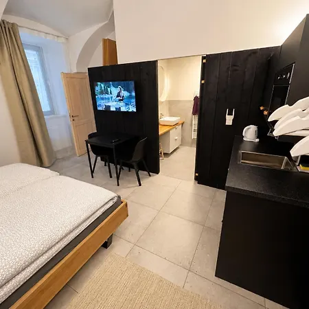 Center 2 Apartment Bratislava